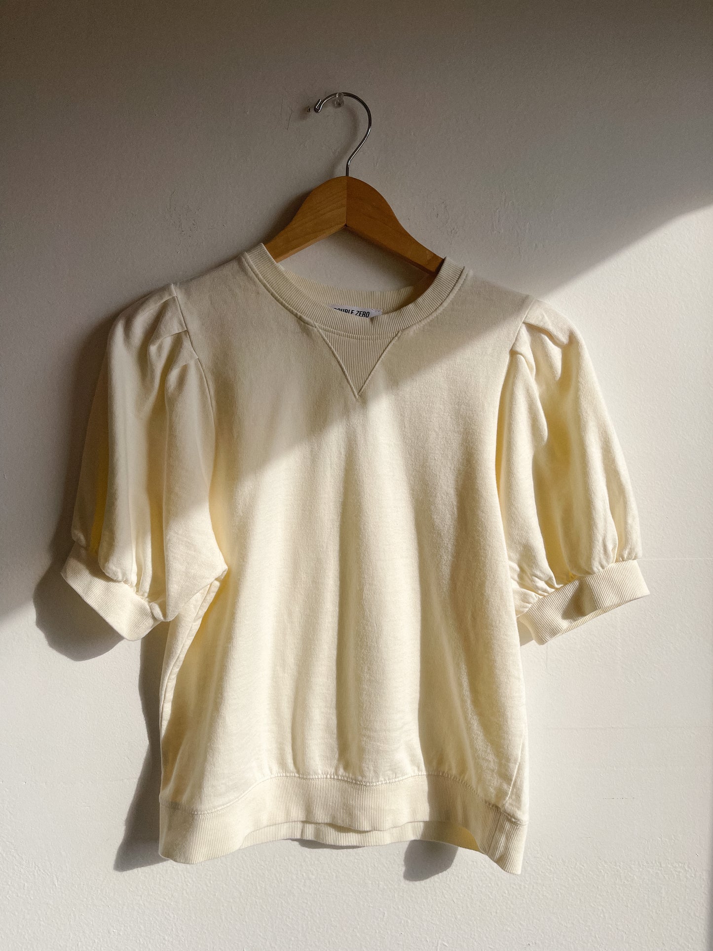 Cream Puff Sleeve Top